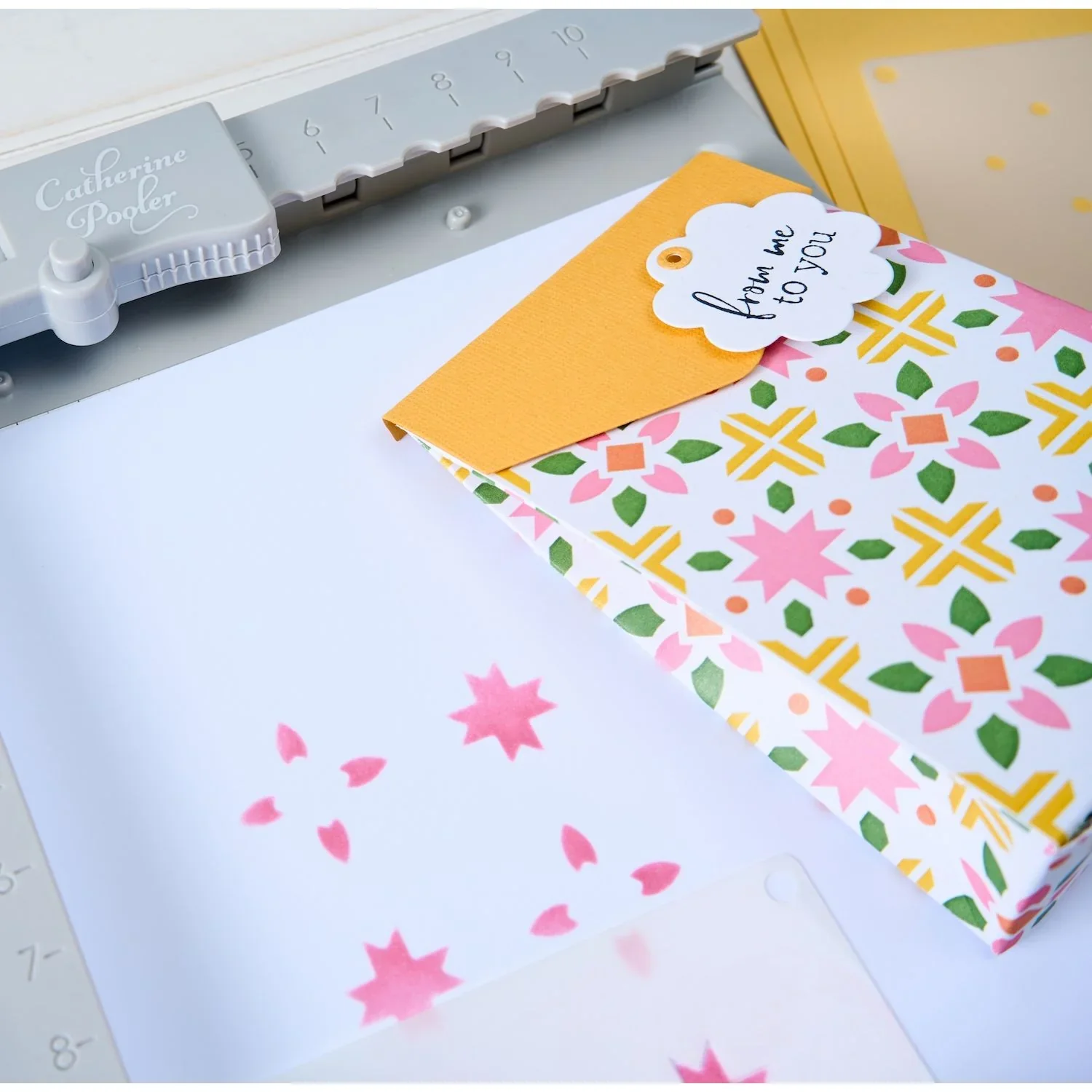 Sizzix Mini Layered Stencils Print & Pattern Patchework Tile (4pcs) by Catherine Pooler - Image 4