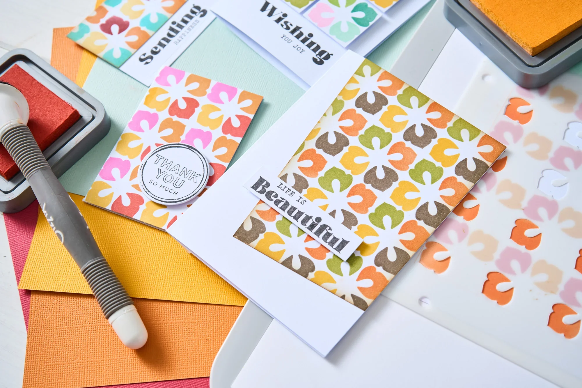 Sizzix Rotating Stencils Bundle - Image 11